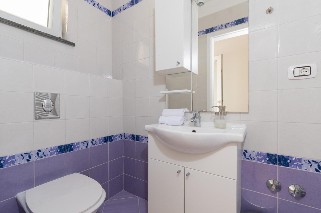 Villa Vires 라빈 외부 사진